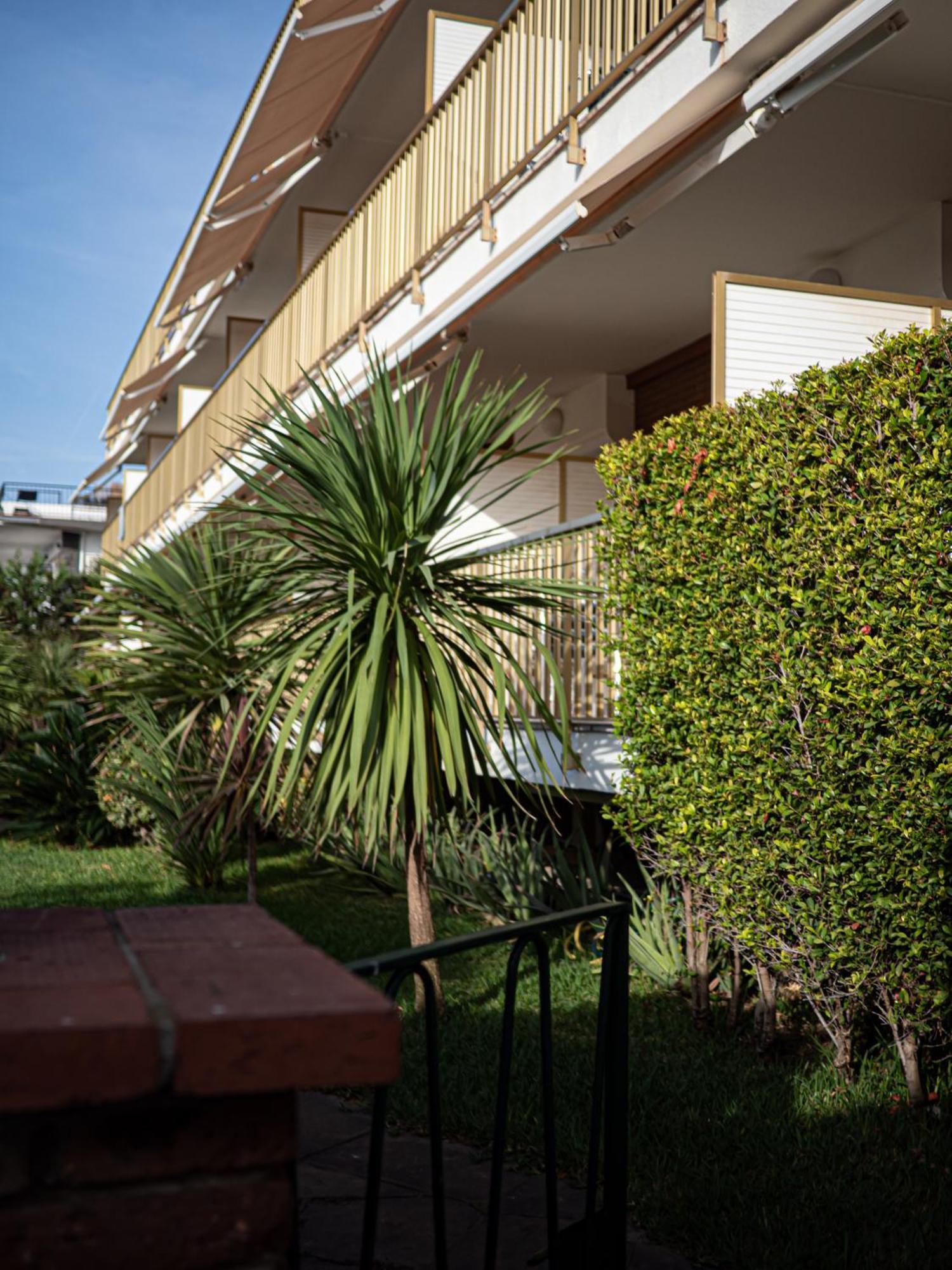 קסטלדפלס Aparthotel Solifemar מראה חיצוני תמונה