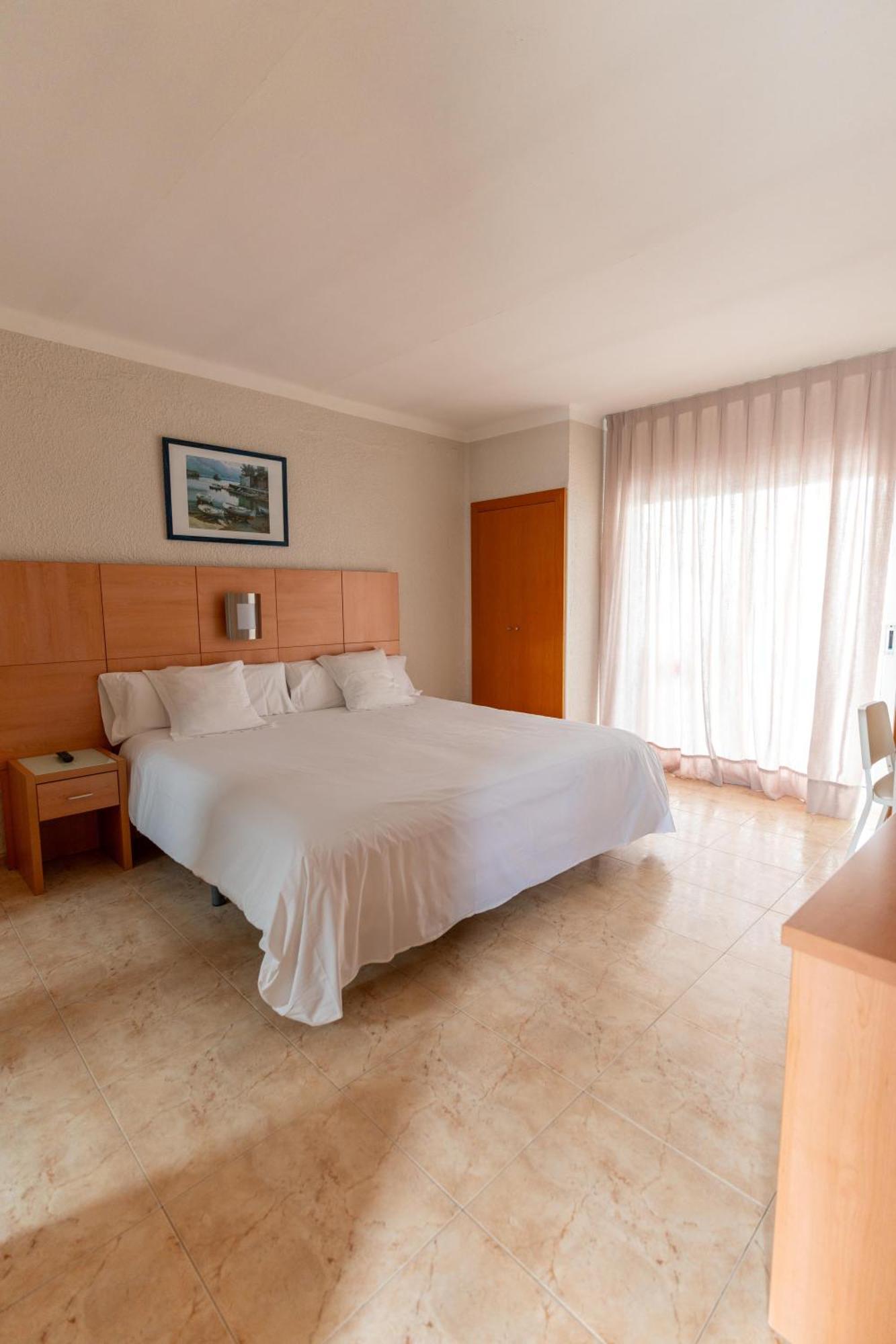 קסטלדפלס Aparthotel Solifemar מראה חיצוני תמונה